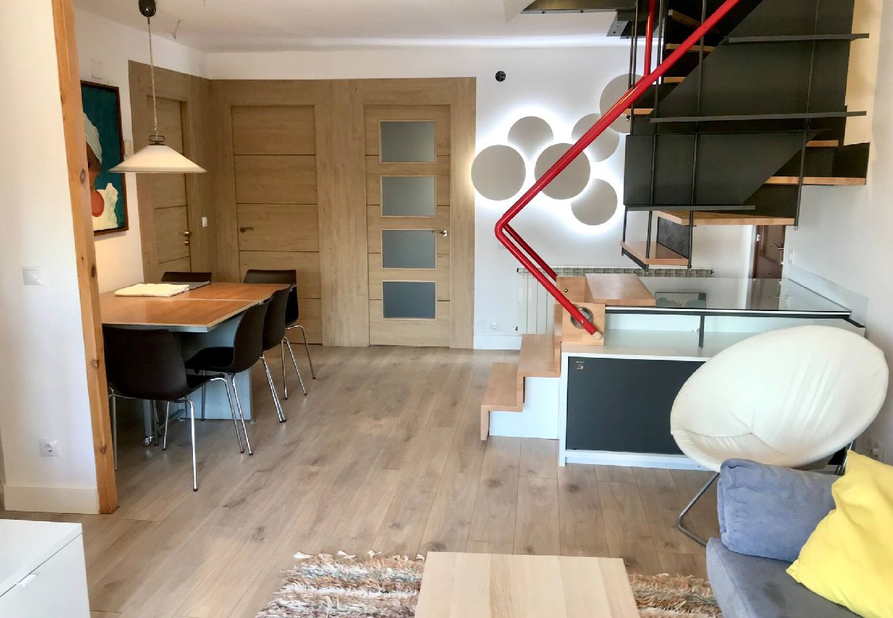 Apartamento en Villamañán - BaruHaus duplex piscina y parking Villamañan 