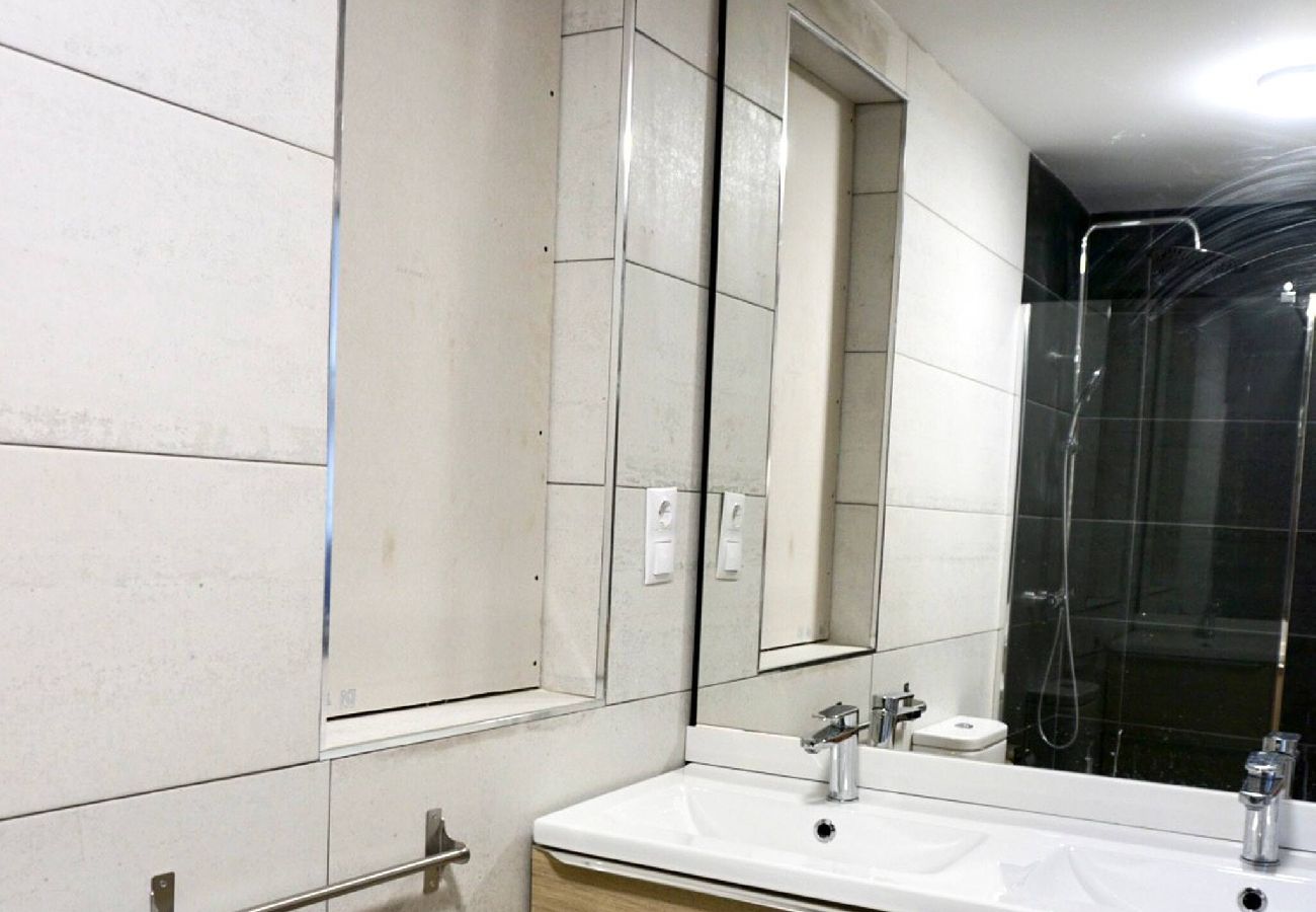 Apartamento en Villamañán - BaruHaus duplex piscina y parking Villamañan 
