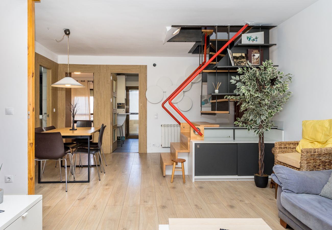 Apartamento en Villamañán - BaruHaus duplex piscina y parking Villamañan 