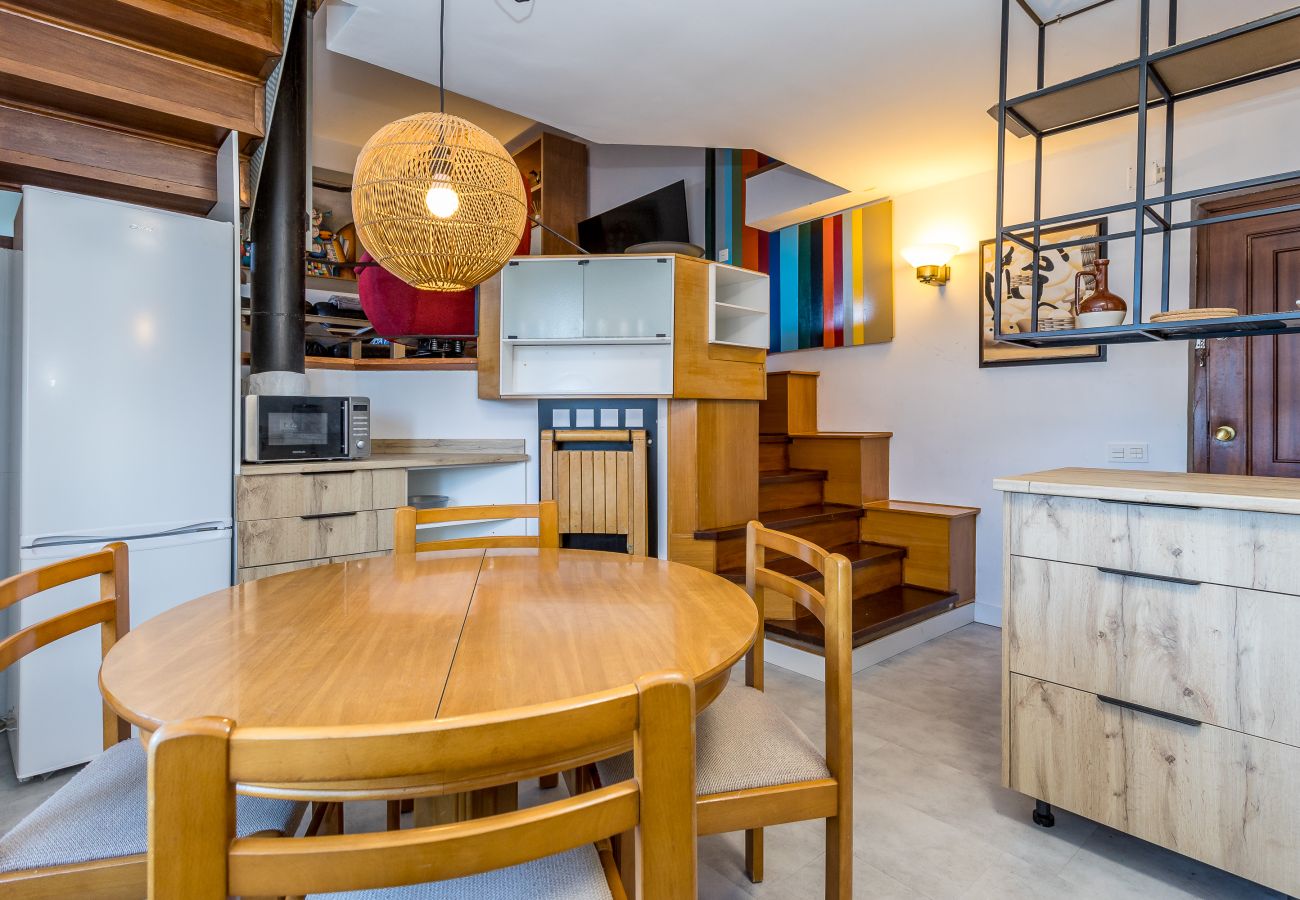 Apartamento en Villamañán - BaruHaus triplex piscina y parking 