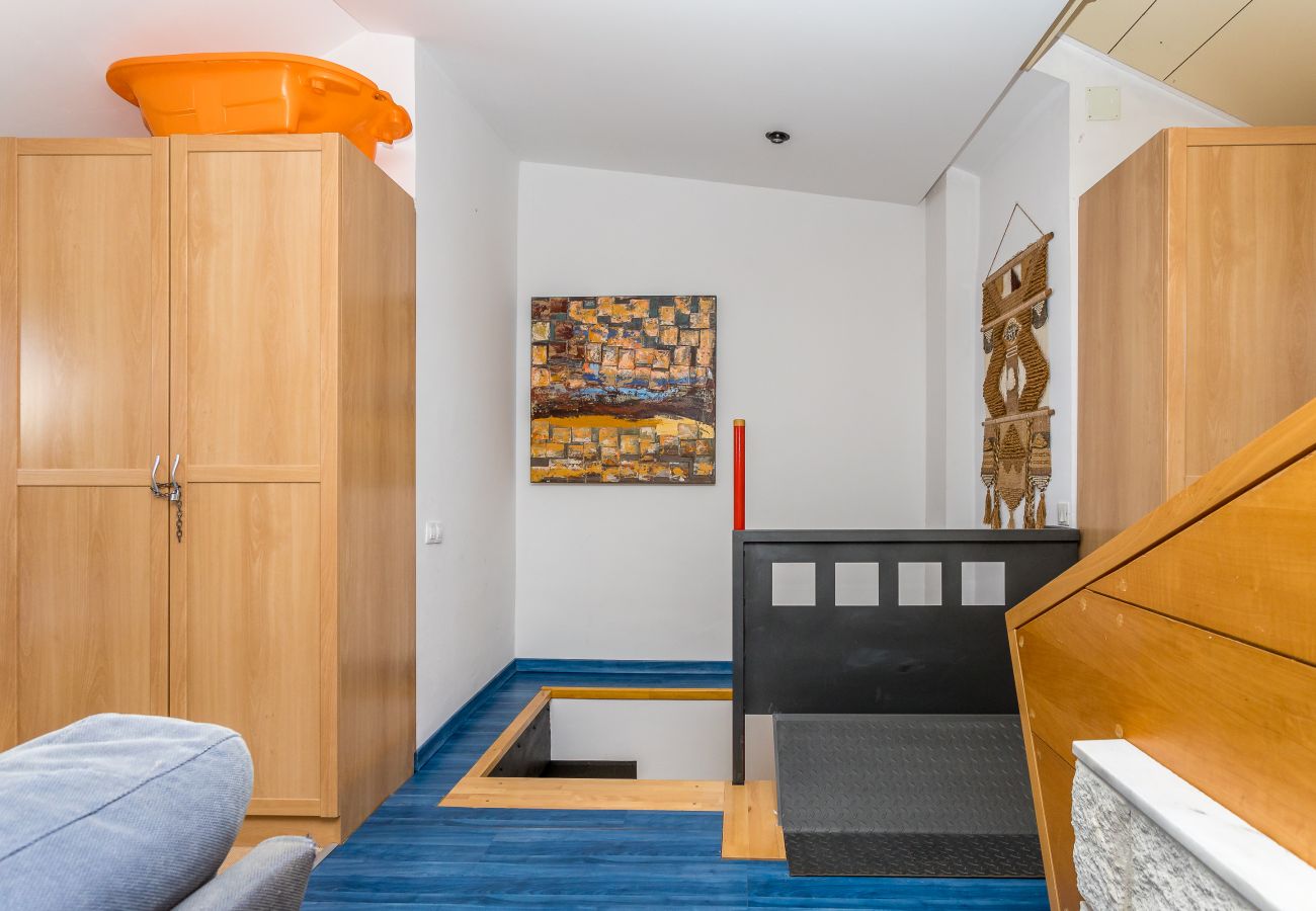 Apartment in Villamañán - BaruHaus duplex pool and parking 