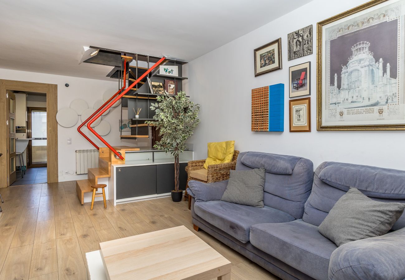 Apartment in Villamañán - BaruHaus duplex pool and parking 