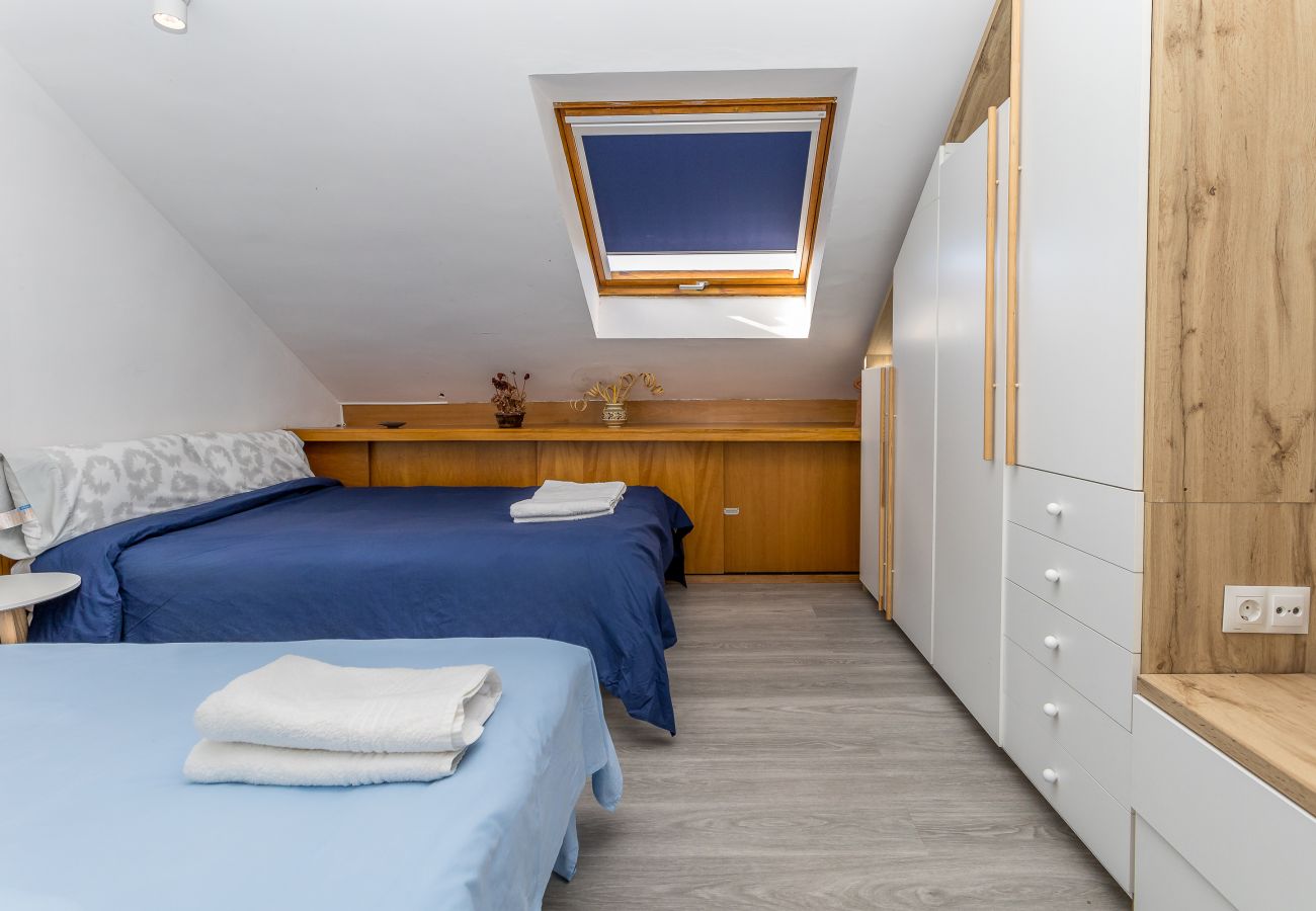 Apartment in Villamañán - BaruHaus triplex pool and parking 