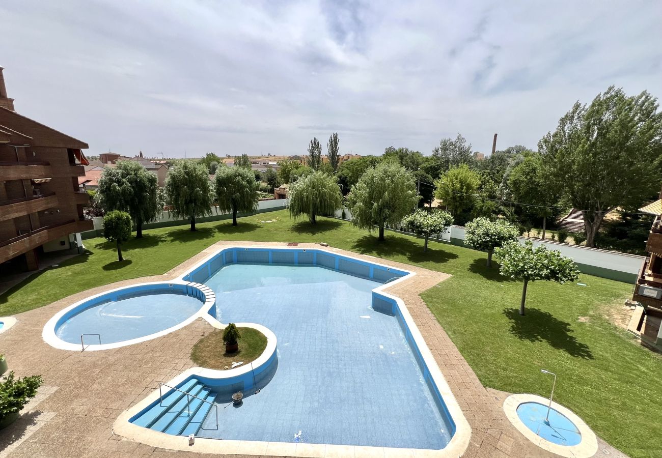 Apartment in Villamañán - BaruHaus duplex swimming pool and parking Villamañan 2