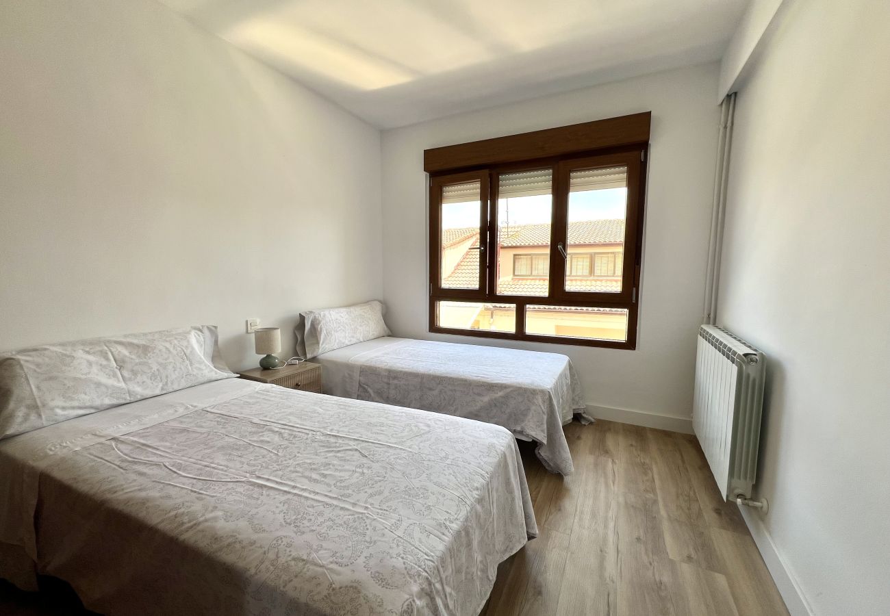 Apartment in Villamañán - BaruHaus duplex swimming pool and parking Villamañan 2