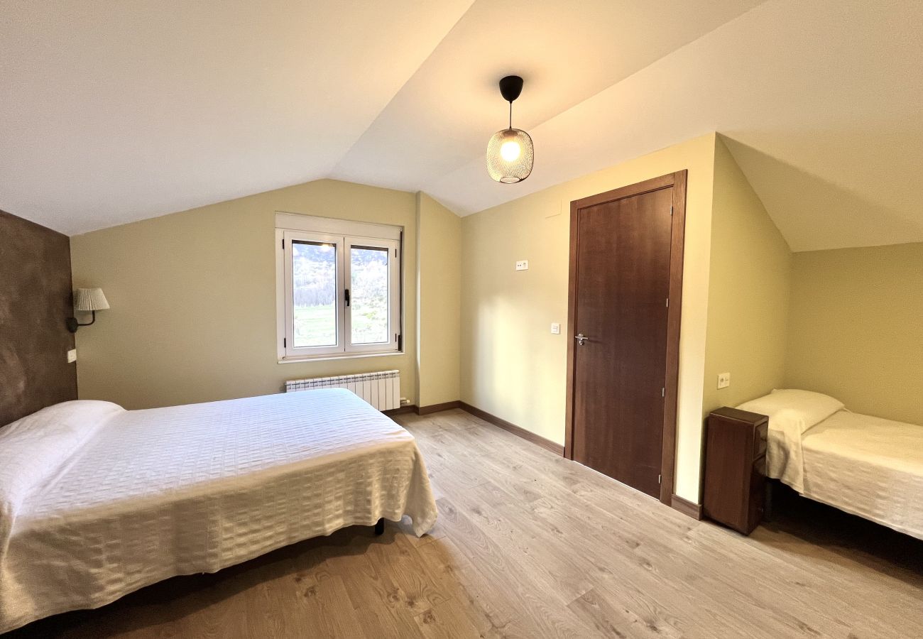 House in Fasgar - La Casona de Omaña