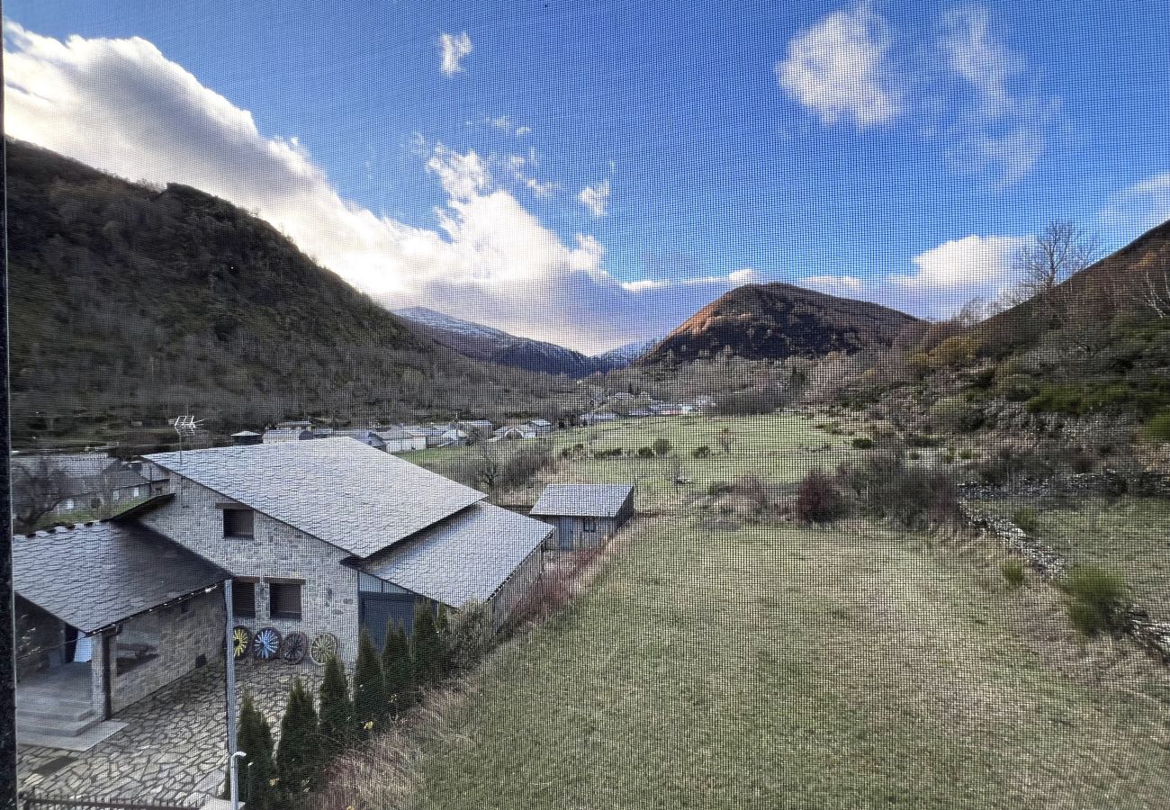 House in Fasgar - La Casona de Omaña